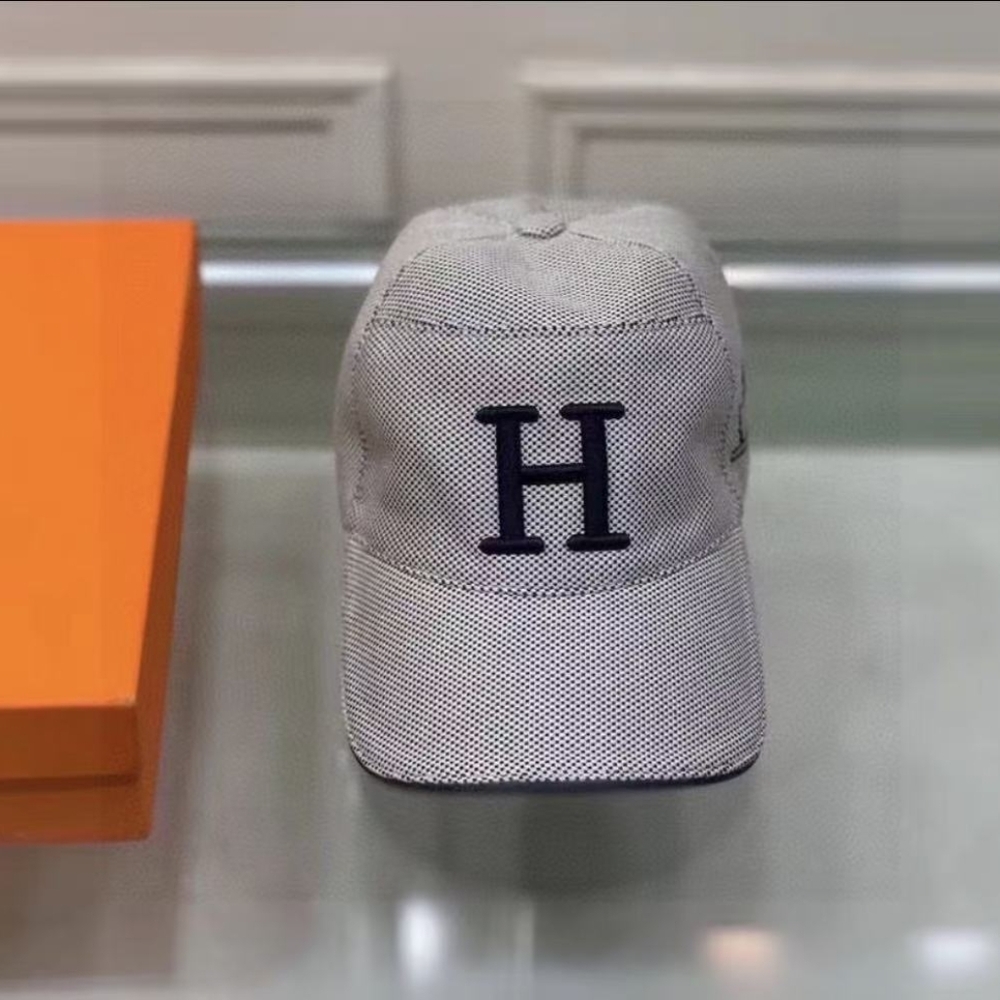 Hermès H Logo Light Grey Canvas Baseball Cap